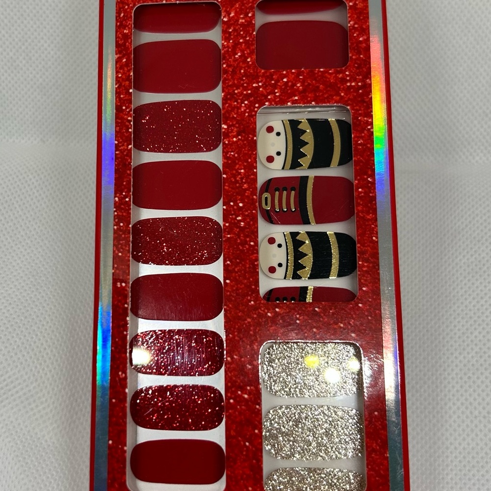 Dashing Diva Toy Soldier Ultra Shine gel‎ strips NWT